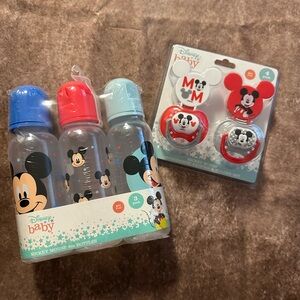 Disney 3 pc Mickey Mouse bottles and pacifier w/holder set